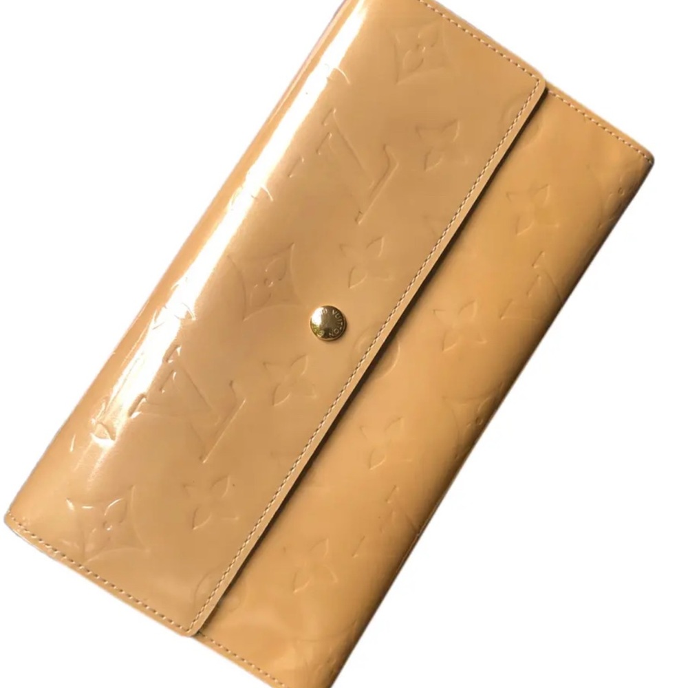 Louis Vuitton Vernis Tan Monogram Wallet